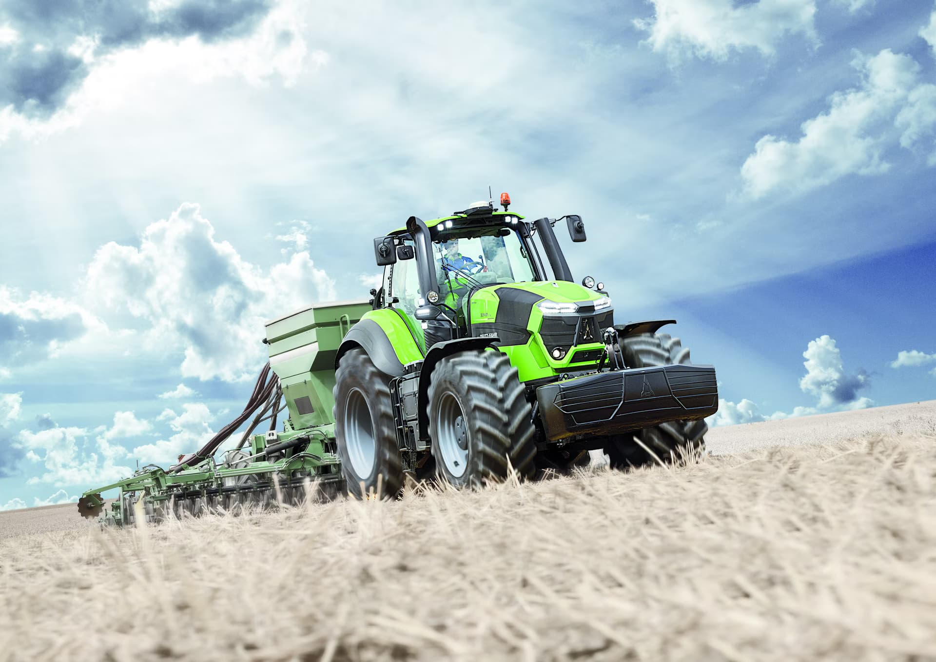 Moderne Landwirtschaft beginnt mit Deutz Fahr Technik