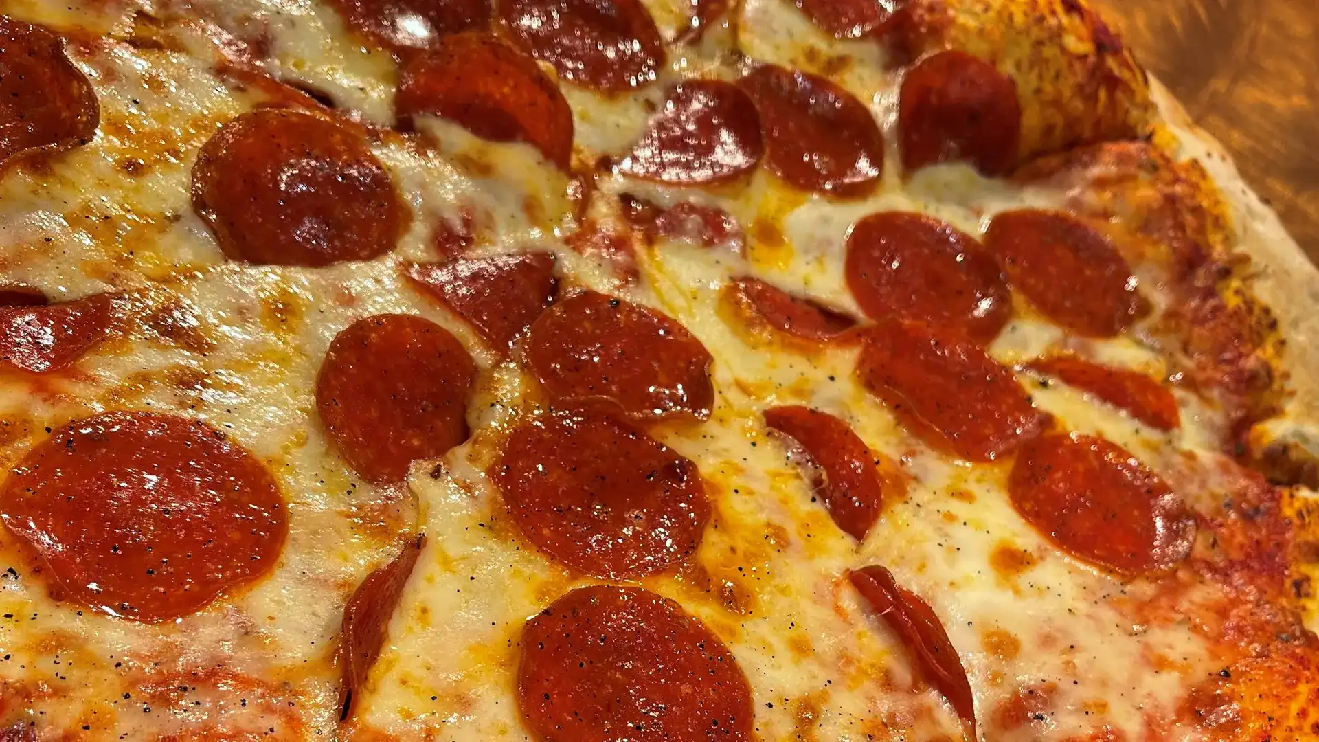 Pizzeria Ehringshausen – Leckere Pizza für jeden Geschmack